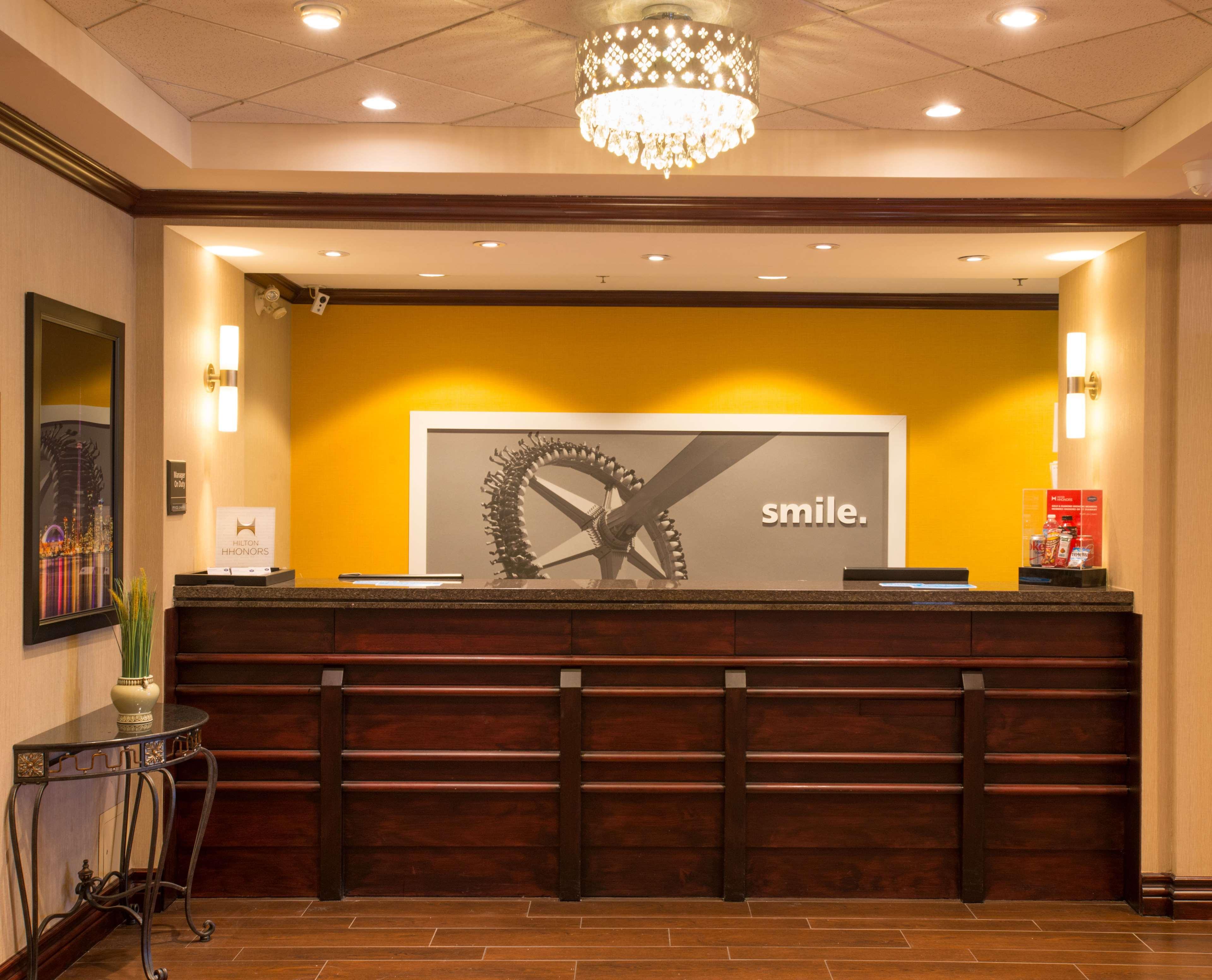 Hampton Inn Toronto-Mississauga West Exteriör bild